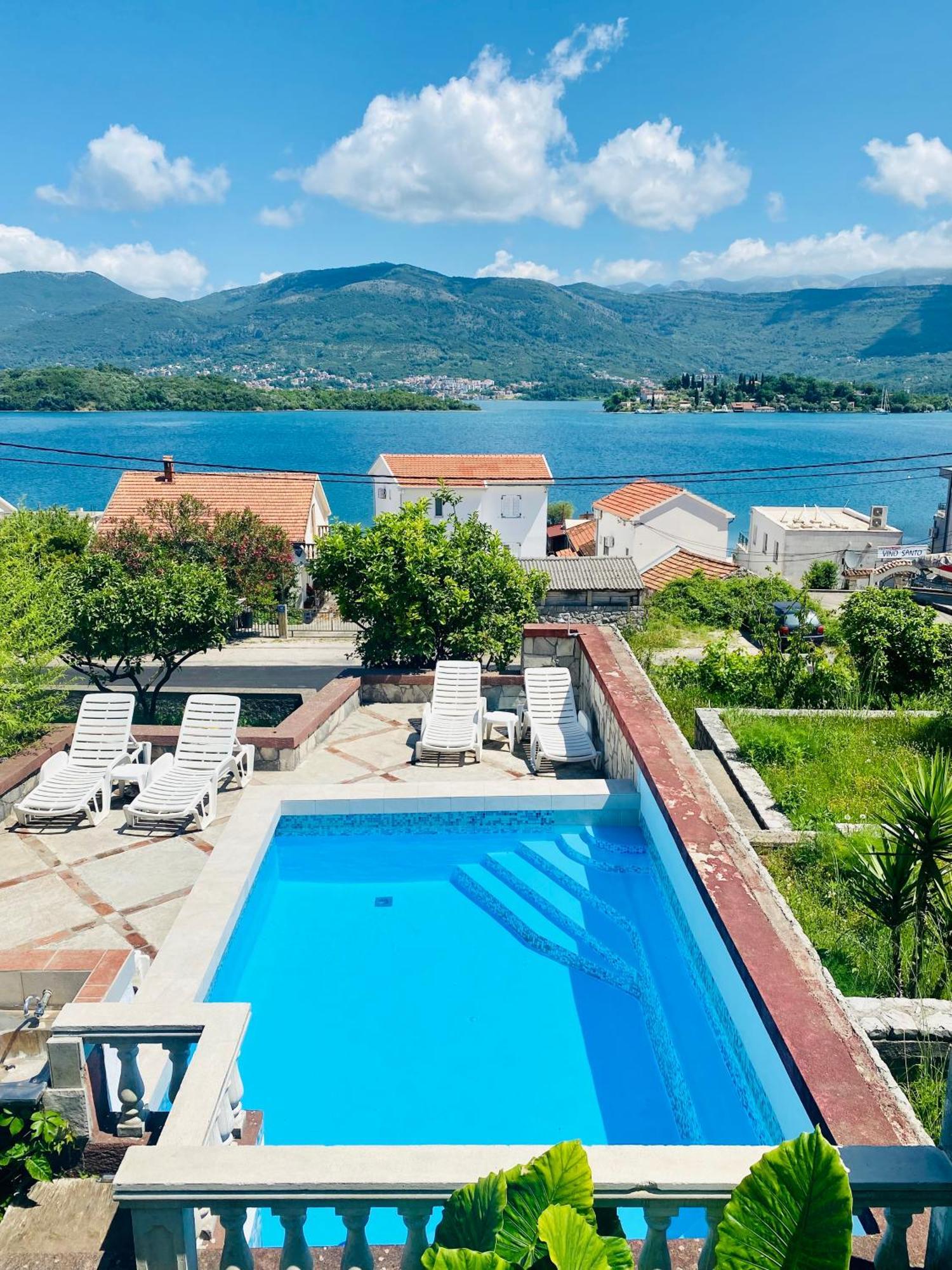 Ino Apartamento Tivat
